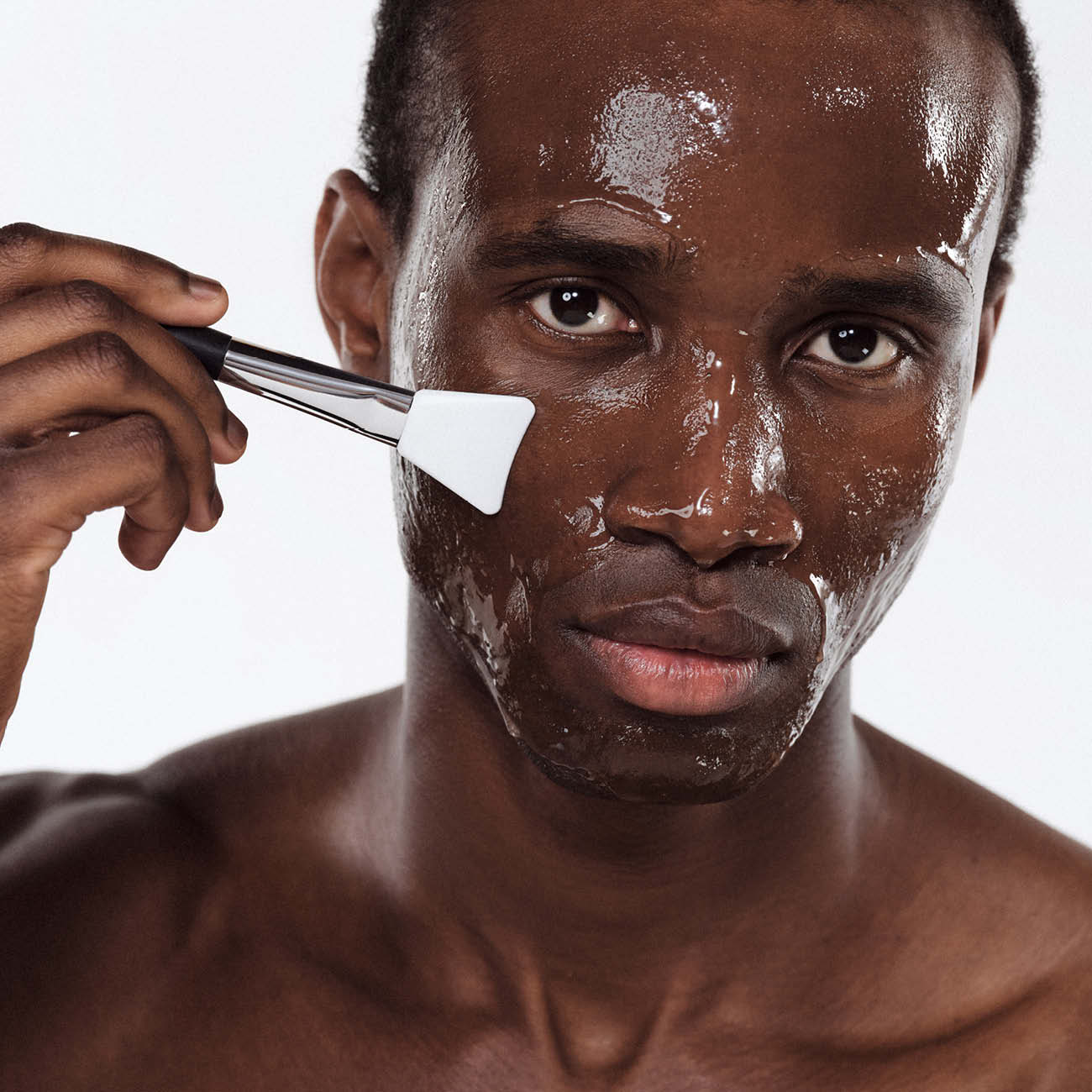 Treatment Brush für eine präzise Anwendung der Skin Care Produkte